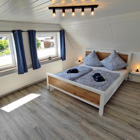 Ferienhaus Kleiner Siedler เบรเมอร์ฮาเฟิน ภายนอก รูปภาพ